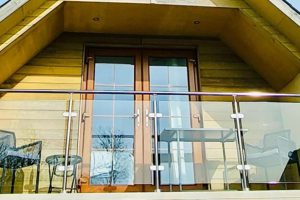 Artro Lodge Luxury 3 Bedroom, 3 Bathroom & Hot Tub Llanbedr (Gwynedd) Exterior foto